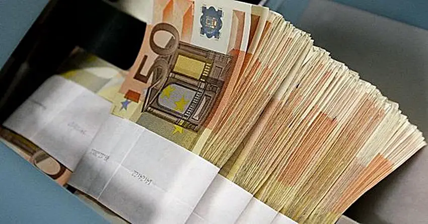 FINANSIJE tokom OVOG VIKENDA ce PROSTO PROCVETATI za DEVICU, JARCA i RIBE jer im STIZU OZBILJNO VELIKE PARE! FINANSIJE tokom OVOG VIKENDA ce PROSTO PROCVETATI za DEVICU, JARCA i RIBE jer im STIZU OZBILJNO VELIKE PARE!
