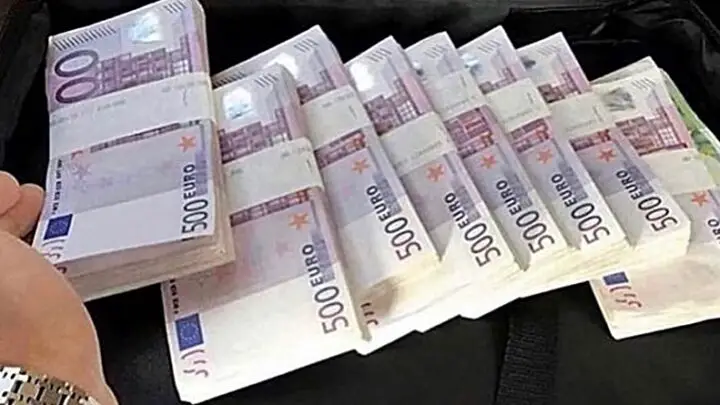 Drugo ime ovih znakova ce biti novac: Vreme je da se napune parama njihovi prazni dzepovi!