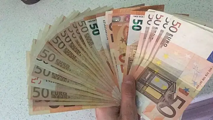 NOVČANI DOBITAK očekuje ove znake u ARPILU! Pravi su srećnici!
