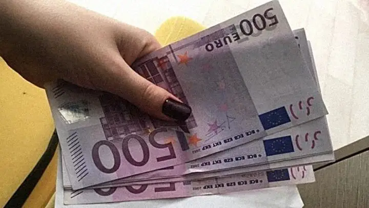 Maj donosi VELIKI PREOKRET i NOVČANI DOBITAK za ove znakove: Sudbina im konačno ide na ruku!