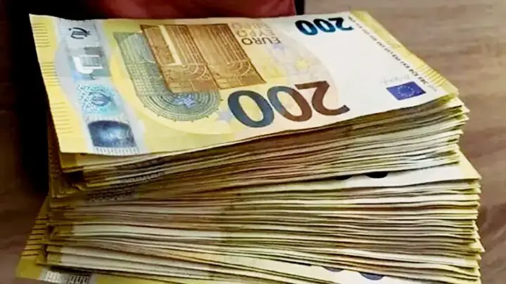 JUL OTVARA PUT DO NOVCA: OVA TRI ZNAKA MOGU POSTATI BOGATIJI NEGO IKAD!